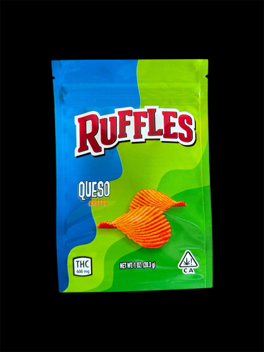 EDIBLE Bags RUFFLES leer